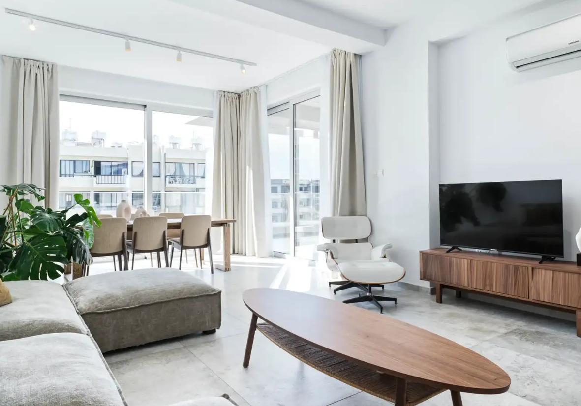 3-bedroom apartment in Paphos №152217: https://dom.com.cy/en/catalog/rent/152217/ (dom.com.cy)