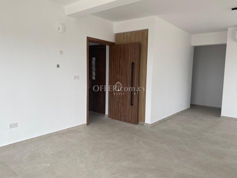 BRAND NEW THREE BEDROOM WHOLE- FLOOR APARTMENT + STUDIO IN PANTHEA: https://www.offer.com.cy/en/brand-new-three-bedroom-whole-floor-apartment-studio-in-panthea/21-816461/ (www.offer.com.cy)