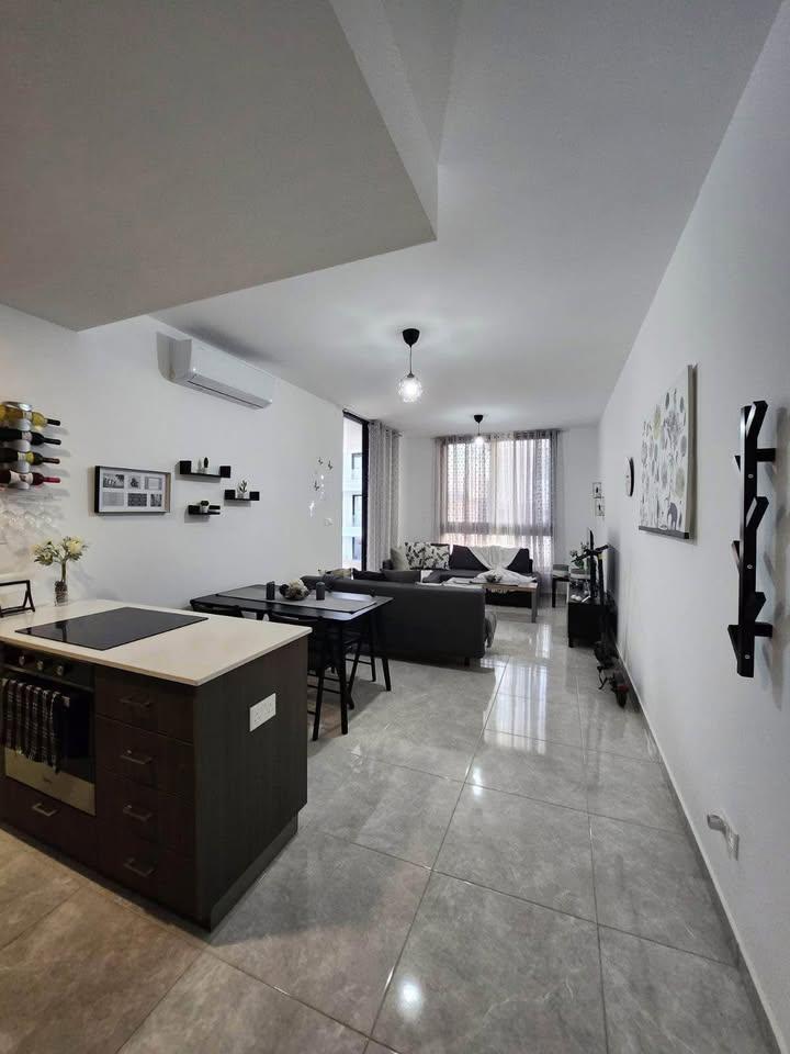 1 bedroom apartment for rent: https://www.facebook.com/marketplace/item/565199436204930 (www.facebook.com)