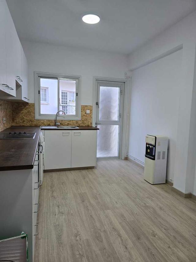 3-bedroom apartment to rent: https://www.bazaraki.com/adv/5791515_3-bedroom-apartment-to-rent (www.bazaraki.com)