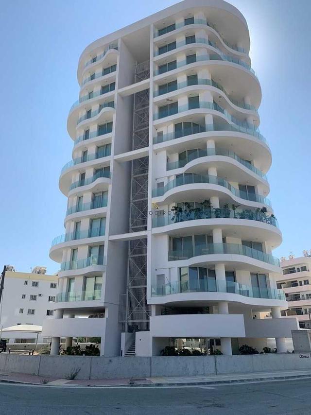 2-bedroom apartment to rent: https://www.bazaraki.com/adv/5797081_2-bedroom-apartment-to-rent (www.bazaraki.com)
