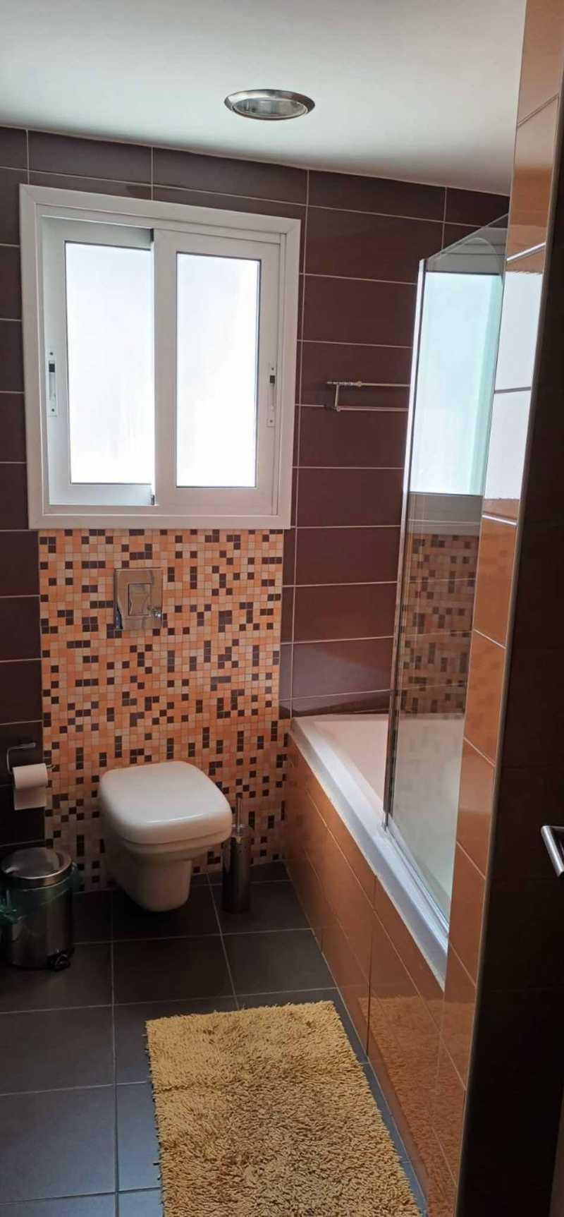 3-bedroom apartment for sale: https://www.bazaraki.com/adv/5795097_3-bedroom-apartment-for-sale (www.bazaraki.com)