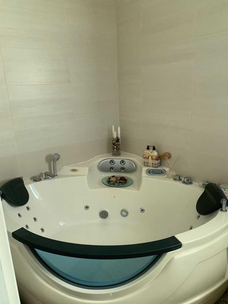4-bedroom villa to rent: https://www.bazaraki.com/adv/5791431_4-bedroom-villa-to-rent (www.bazaraki.com)