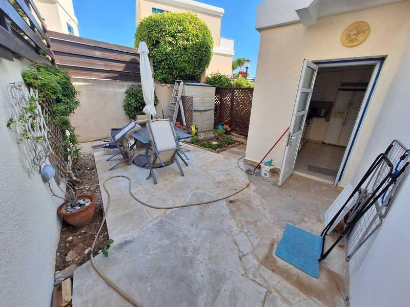 3-bedroom villa to rent: https://www.bazaraki.com/adv/5790583_3-bedroom-villa-to-rent (www.bazaraki.com)
