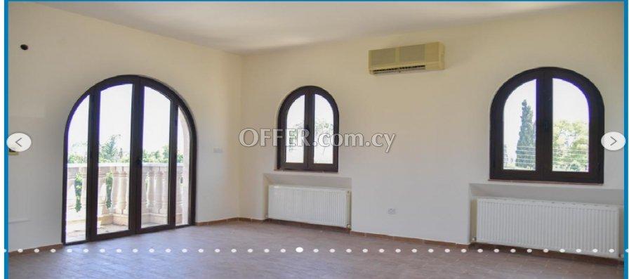 For Sale €1,415,000 House 5 bedrooms Oroklini, Voroklini Larnaca: https://www.offer.com.cy/en/for-sale-1-415-000-house-5-bedrooms-oroklini-voroklini-larnaca/21-735223/ (www.offer.com.cy)