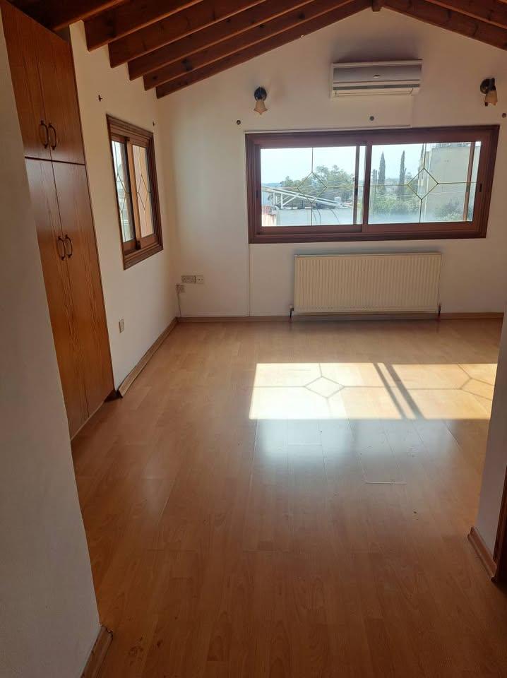 House for sale Latsia: https://www.facebook.com/marketplace/item/523999637315895 (www.facebook.com)