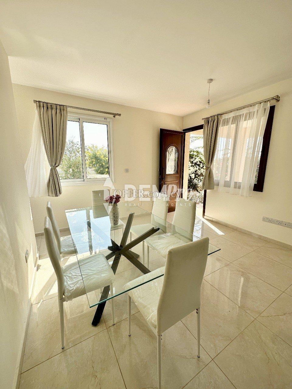 Villa For Sale in Peyia - Coral Bay, Paphos - DP4828: https://www.offer.com.cy/en/villa-for-sale-in-peyia-coral-bay-paphos-dp4828/21-816984/ (www.offer.com.cy)
