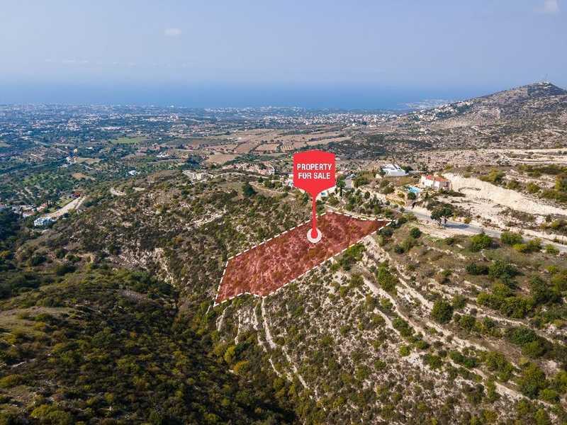 Residential land 5017 m²: https://www.bazaraki.com/adv/5792472_residential-land-5017-m2 (www.bazaraki.com)