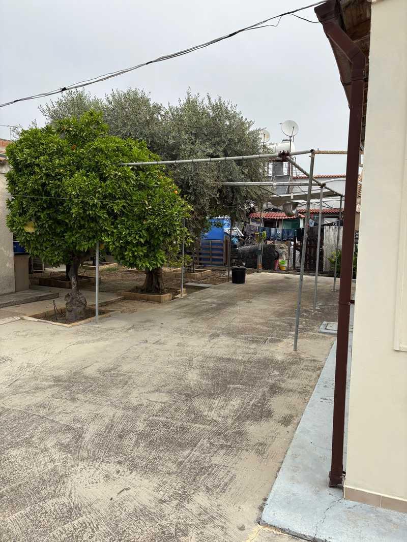 2-bedroom detached house for sale: https://www.bazaraki.com/adv/5793823_2-bedroom-detached-house-for-sale (www.bazaraki.com)