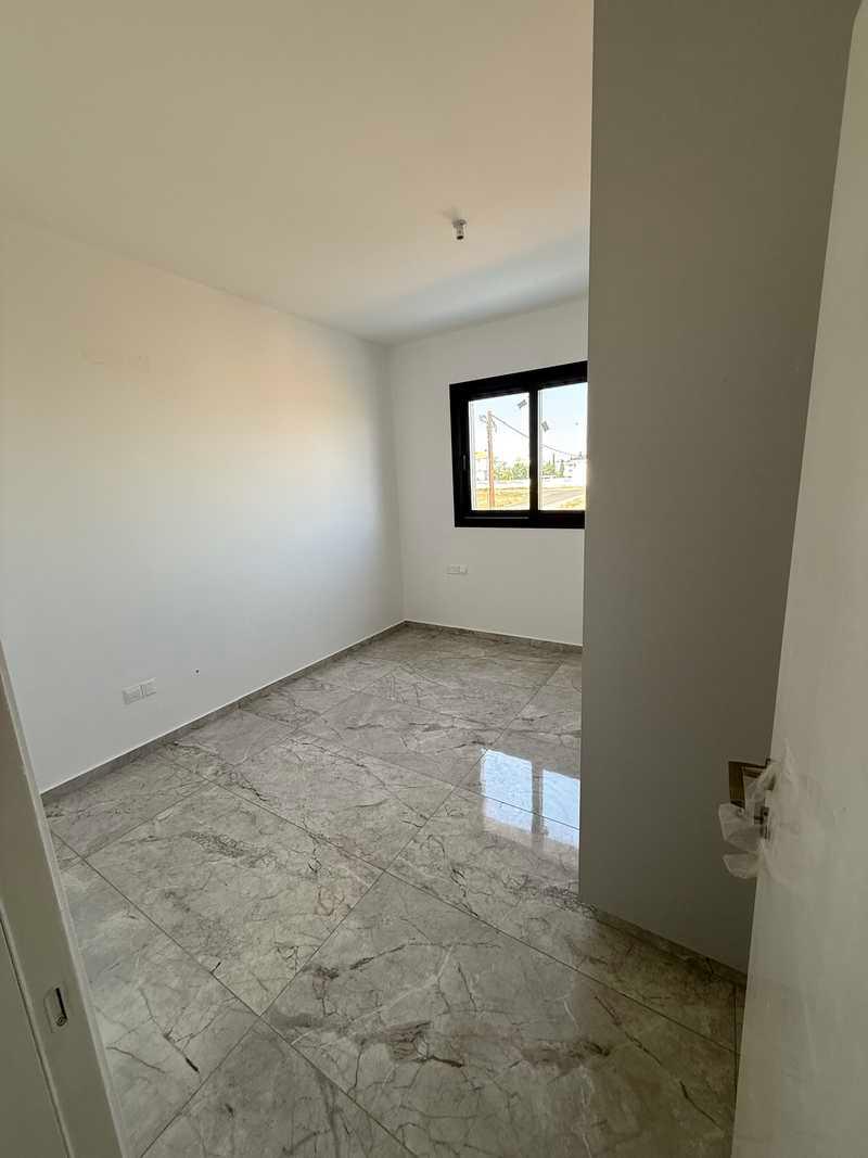 2-bedroom apartment for sale: https://www.bazaraki.com/adv/5798434_2-bedroom-apartment-for-sale (www.bazaraki.com)