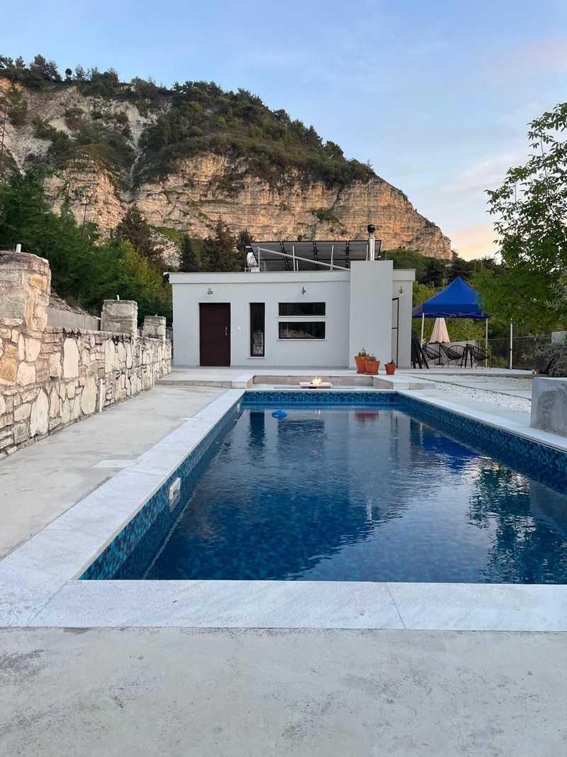 3-bedroom detached house to rent: https://www.bazaraki.com/adv/5787104_3-bedroom-detached-house-to-rent (www.bazaraki.com)