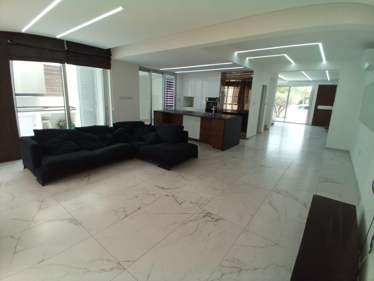 4-bedroom flat in Paphos № 152906: https://dom.com.cy/en/catalog/sale/152906/ (dom.com.cy)