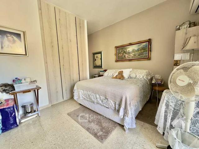 3-bedroom semi-detached for sale: https://www.bazaraki.com/adv/5788693_3-bedroom-semi-detached-for-sale (www.bazaraki.com)