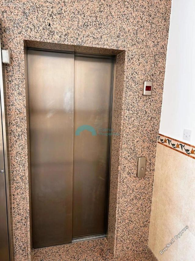 Office to rent in Aradippou, Larnaca: https://www.buysellcyprus.com/property-for-rent/larnaca/aradippou/office-to-rent-aradippou-larnaca-1800796.html (www.buysellcyprus.com)