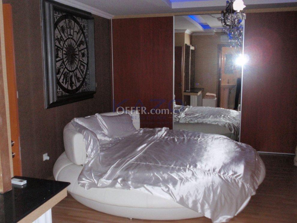 Spacious Fully Furnished Villa with 6 Bedrooms in Germasoyeia: https://www.offer.com.cy/en/spacious-fully-furnished-villa-with-6-bedrooms-in-germasoyeia/21-816124/ (www.offer.com.cy)