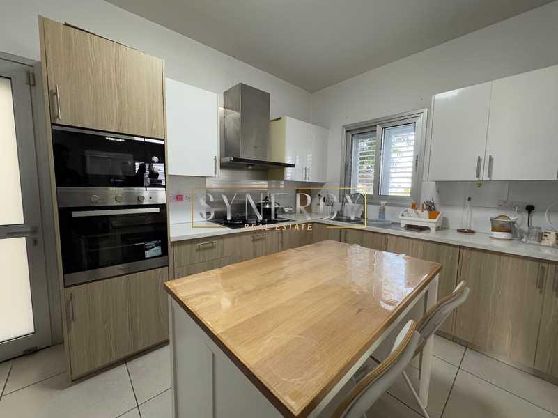 4-bedroom detached house to rent: https://www.bazaraki.com/adv/5795042_4-bedroom-detached-house-to-rent (www.bazaraki.com)