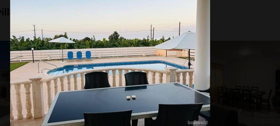 Villa Cristella - 5 Bedroom - Sea Caves Area 
For more info please call: 99907917: https://www.facebook.com/marketplace/item/1241076364020873 (www.facebook.com)