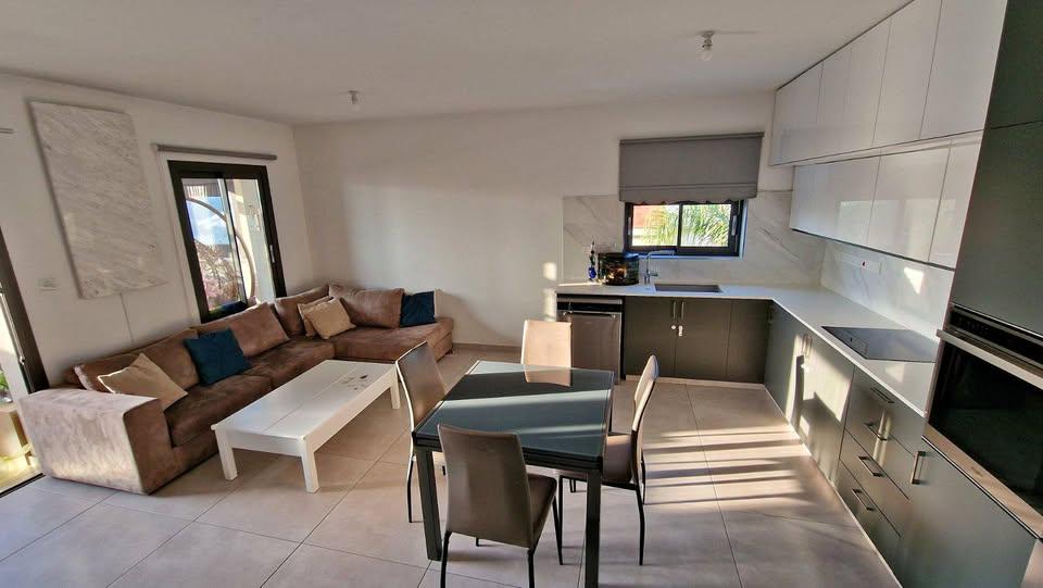 2 bedroom apartment for sale 84m2: https://www.facebook.com/marketplace/item/9660408190745430 (www.facebook.com)