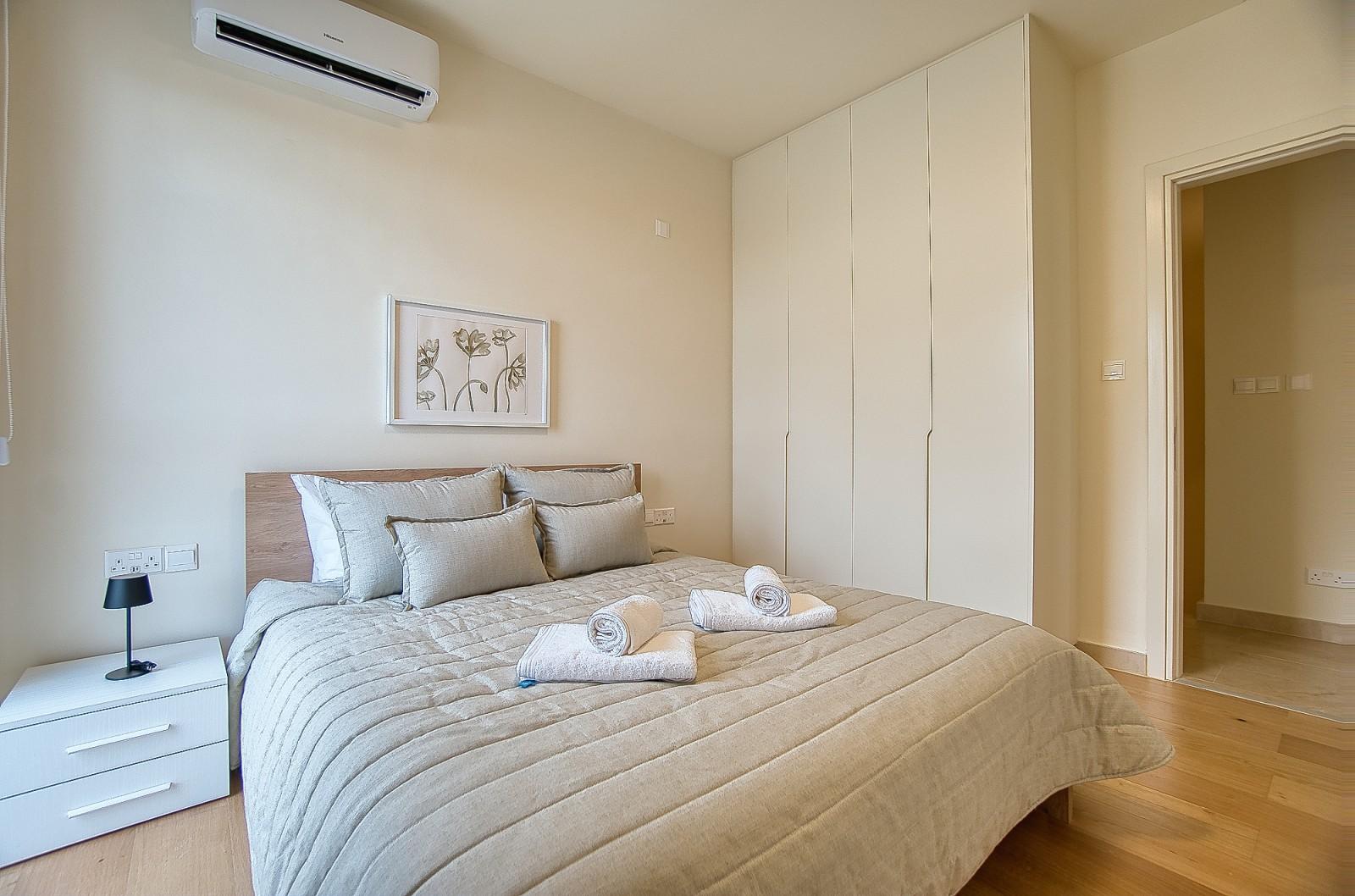 3-bedroom flat in Paphos №153865: https://dom.com.cy/en/catalog/rent/153865/ (dom.com.cy)