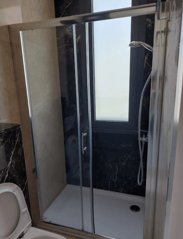 3-bedroom penthouse to rent: https://www.bazaraki.com/adv/5795266_3-bedroom-penthouse-to-rent (www.bazaraki.com)