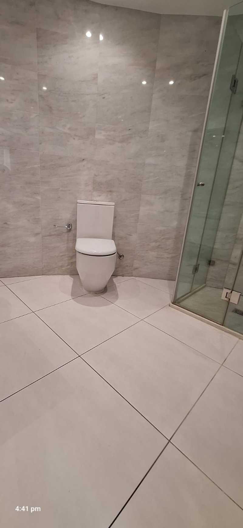 3-bedroom apartment to rent: https://www.bazaraki.com/adv/5794791_3-bedroom-apartment-to-rent (www.bazaraki.com)