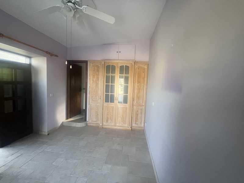 3-bedroom semi-detached for sale: https://www.bazaraki.com/adv/5797019_3-bedroom-semi-detached-for-sale (www.bazaraki.com)
