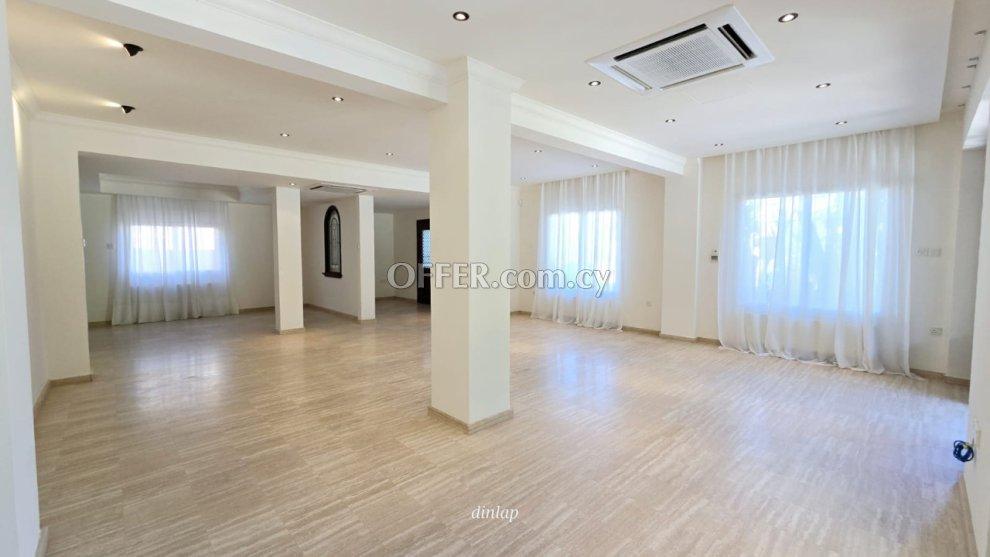 House (Detached) in Kapsalos, Limassol for Sale: https://www.offer.com.cy/en/house-detached-in-kapsalos-limassol-for-sale/21-816237/ (www.offer.com.cy)