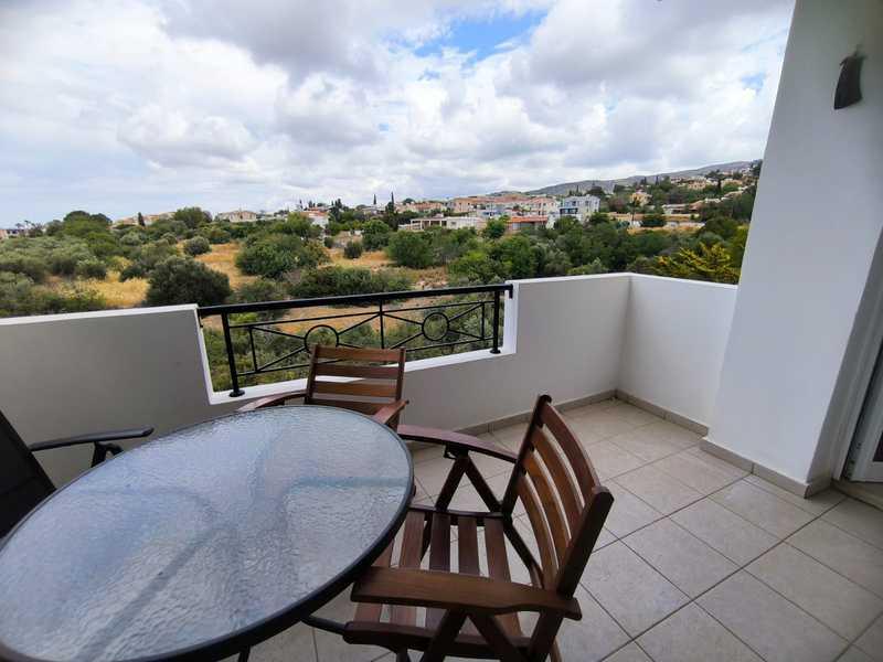2-bedroom apartment to rent: https://www.bazaraki.com/adv/5787082_2-bedroom-apartment-to-rent (www.bazaraki.com)