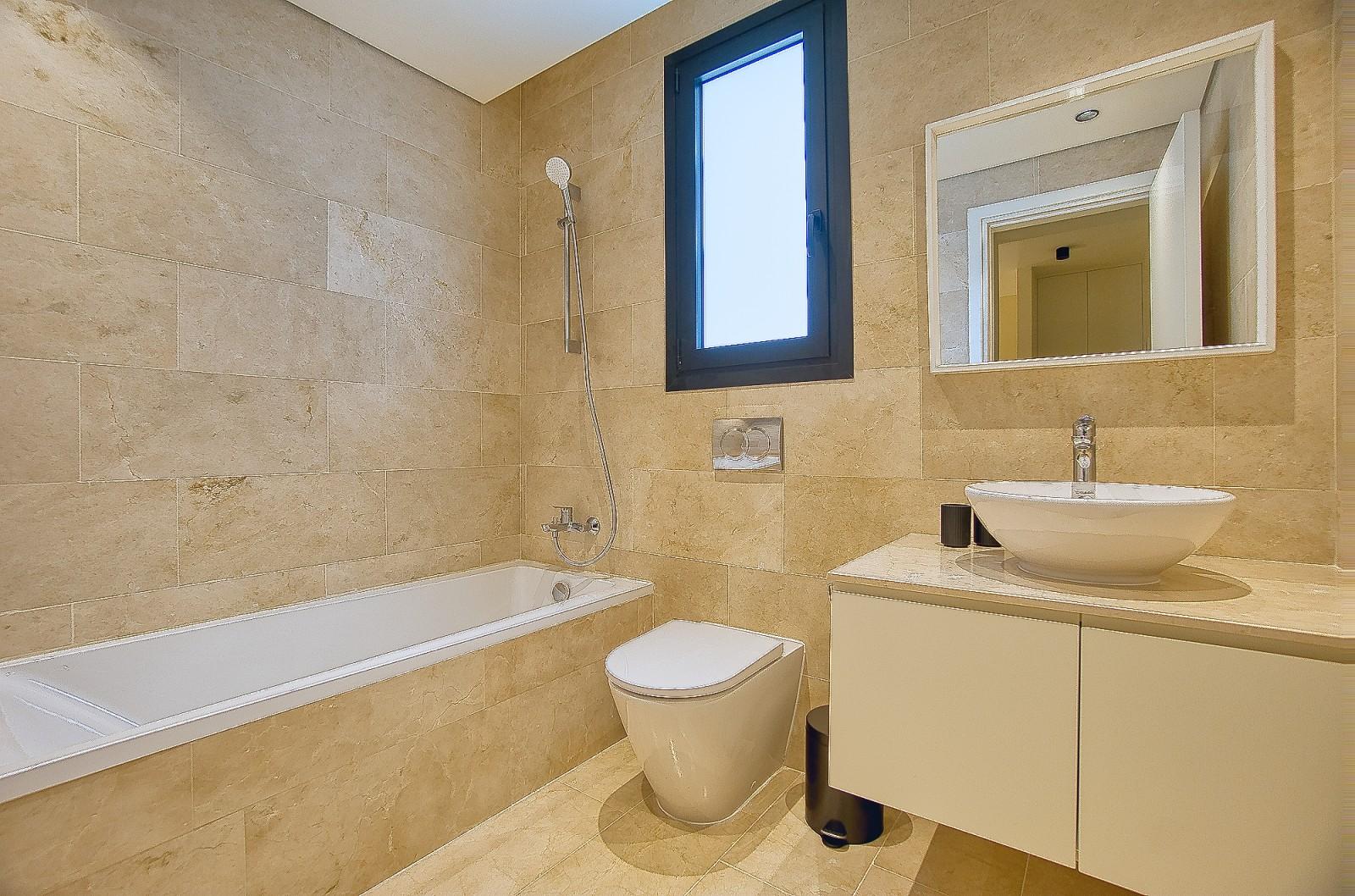 3-bedroom flat in Paphos №153865: https://dom.com.cy/en/catalog/rent/153865/ (dom.com.cy)