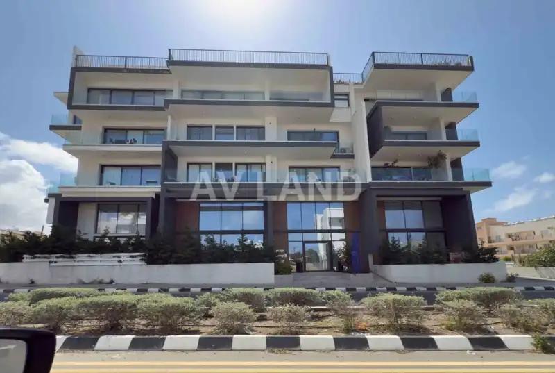 3-bedroom penthouse to rent: https://www.bazaraki.com/adv/5768081_3-bedroom-penthouse-to-rent (www.bazaraki.com)