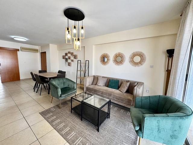 3 beds 2 baths Flat/apartment: https://www.facebook.com/marketplace/item/655215410652429 (www.facebook.com)