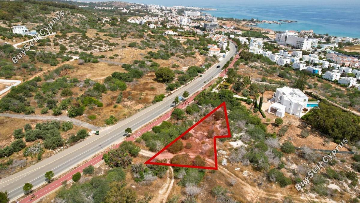 665 SQM Land for sale in Cape Greko, Famagusta: https://www.buysellcyprus.com/property-for-sale/famagusta/cape-greko/land-for-sale-cape-greko-famagusta-1800646.html (www.buysellcyprus.com)