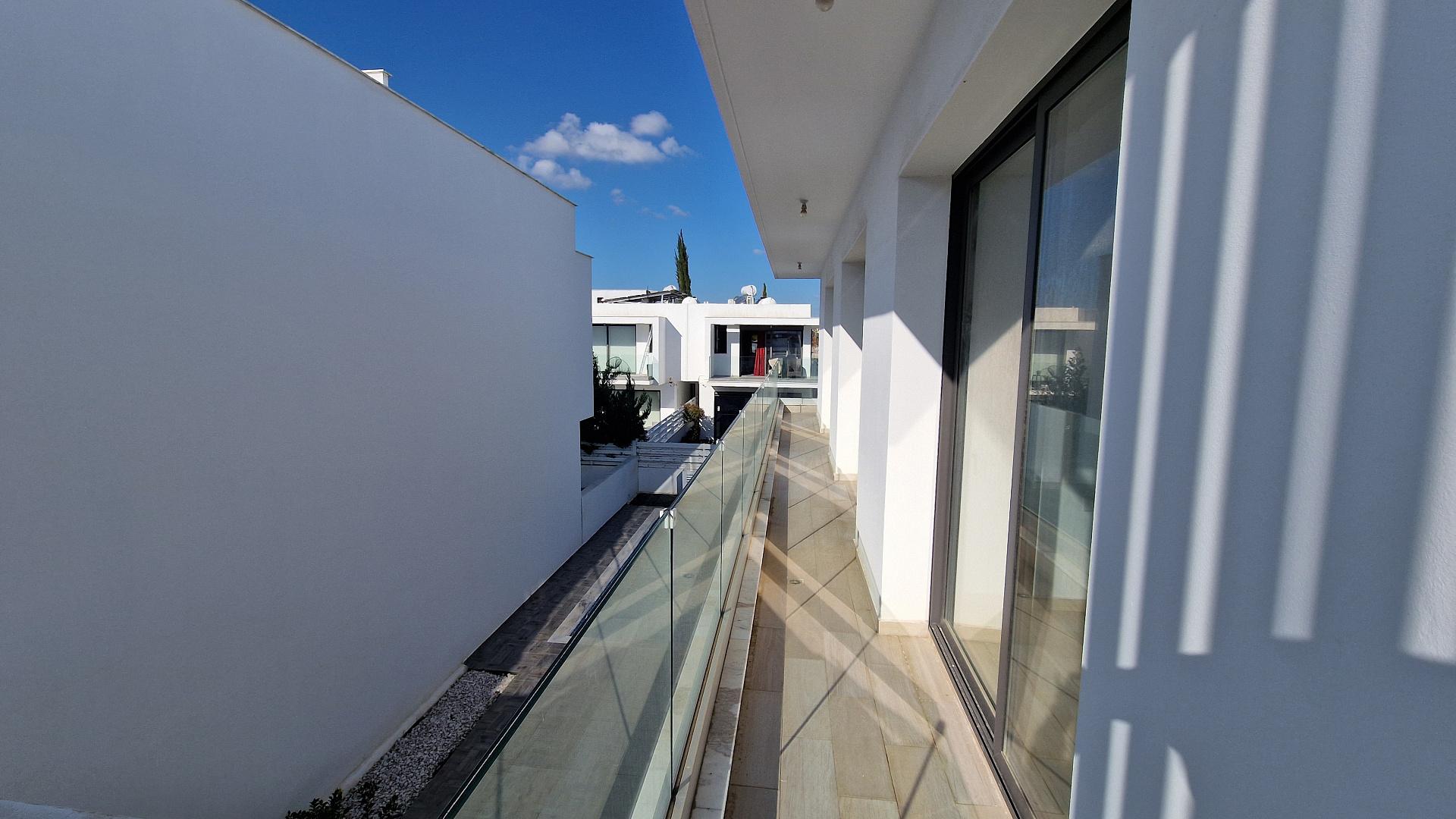 New 3-bedroom villa in Larnaca № 153330: https://dom.com.cy/en/catalog/sale/153330/ (dom.com.cy)