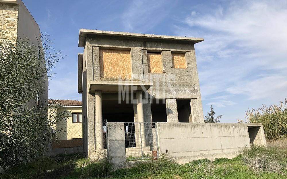 House/Villa For Sale, Larnaka, Leivadia: https://incyprusproperty.com/property/mesitis/house-villa-for-sale-larnaka-leivadia-3/ (incyprusproperty.com)