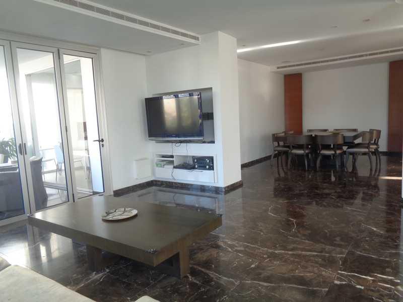 3-bedroom penthouse to rent: https://www.bazaraki.com/adv/5796952_3-bedroom-penthouse-to-rent (www.bazaraki.com)