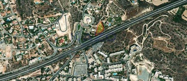 Residential land 2481 m²: https://www.bazaraki.com/adv/5788759_residential-land-2481-m2 (www.bazaraki.com)