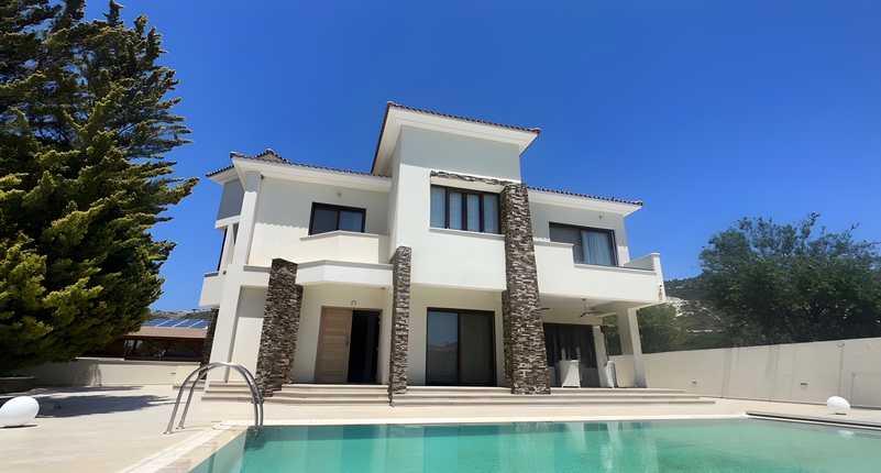 3-bedroom villa to rent: https://www.bazaraki.com/adv/5789066_3-bedroom-villa-to-rent (www.bazaraki.com)