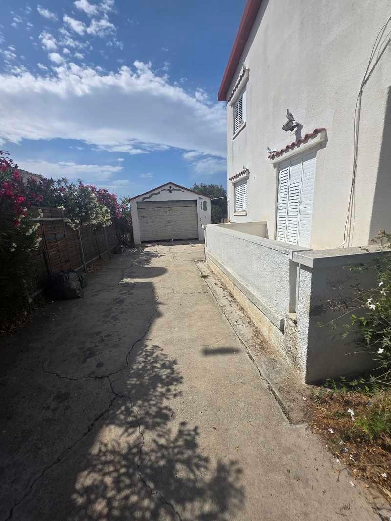3-bedroom detached house to rent: https://www.bazaraki.com/adv/5792739_3-bedroom-detached-house-to-rent (www.bazaraki.com)