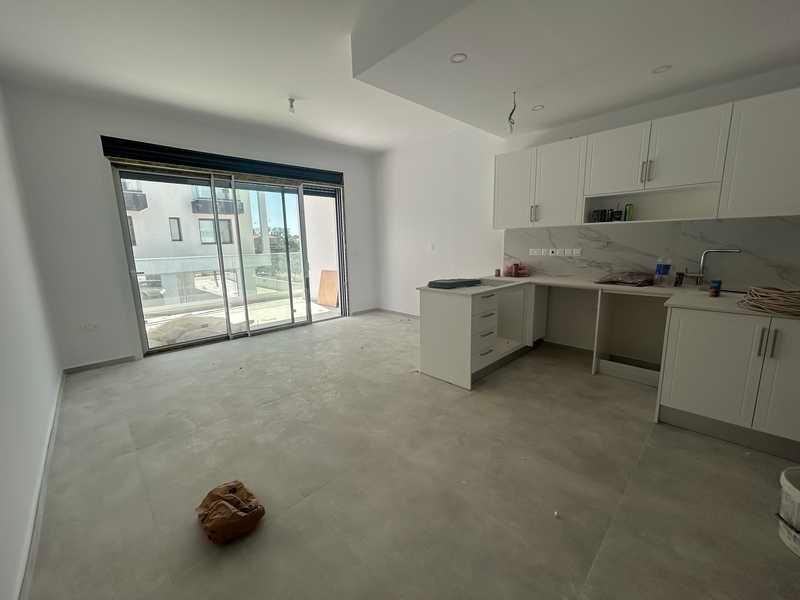 2-bedroom penthouse to rent: https://www.bazaraki.com/adv/5794732_2-bedroom-penthouse-to-rent (www.bazaraki.com)
