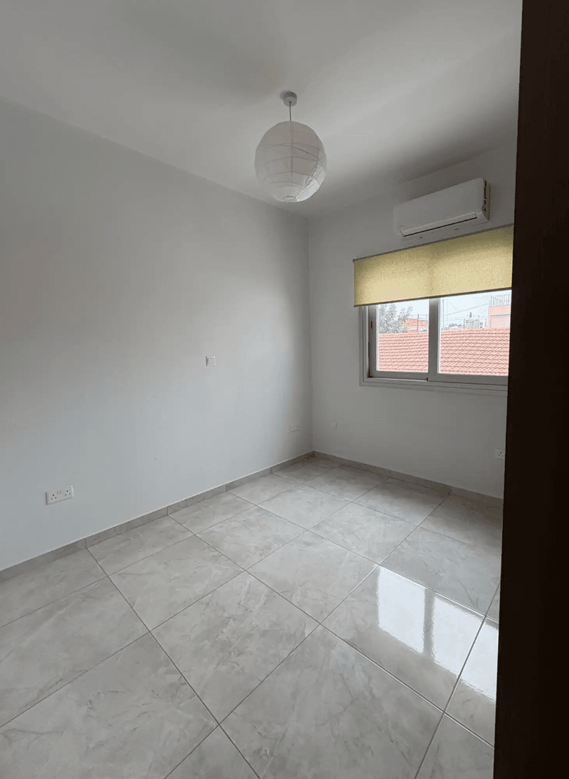 2-bedroom apartment to rent: https://www.bazaraki.com/adv/5787017_2-bedroom-apartment-to-rent (www.bazaraki.com)
