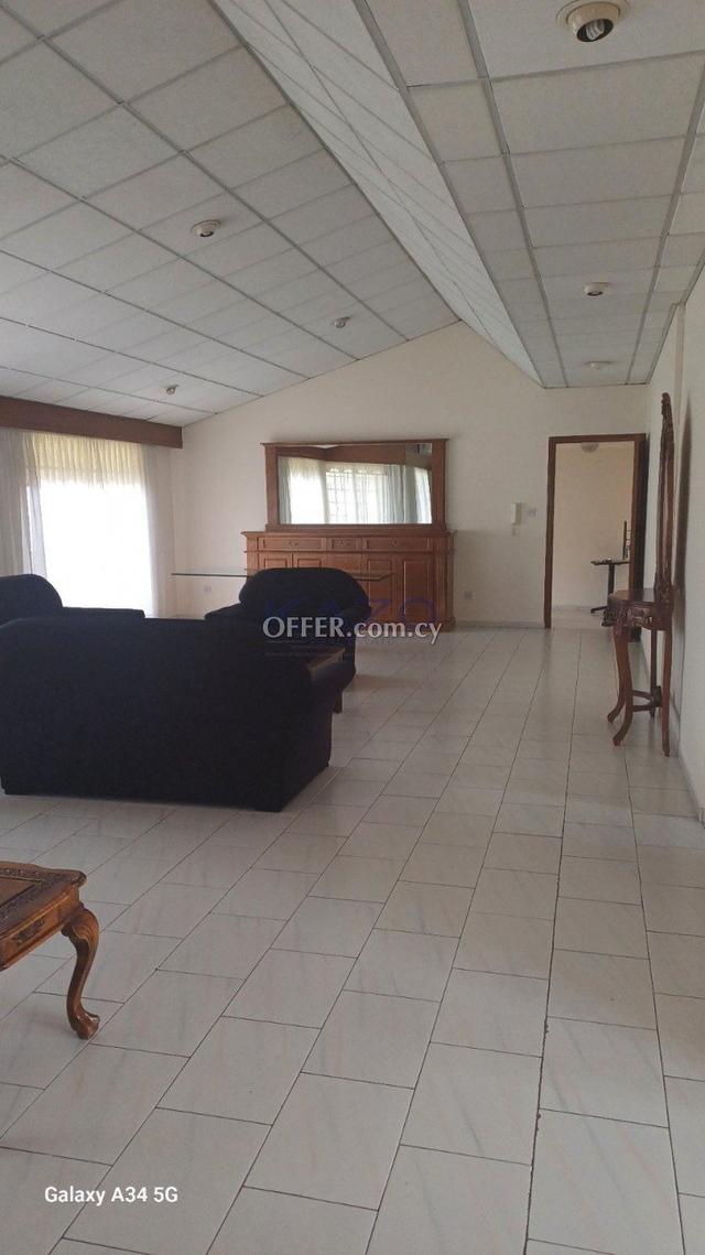 Three Bedroom Plus Office Upper Level House for Rent in Agios Athanasios Area: https://www.offer.com.cy/en/three-bedroom-plus-office-upper-level-house-for-rent-in-agios-athanasios-area/21-777677/ (www.offer.com.cy)