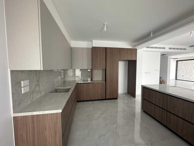 4-bedroom detached house for sale: https://www.bazaraki.com/adv/5791223_4-bedroom-detached-house-for-sale (www.bazaraki.com)