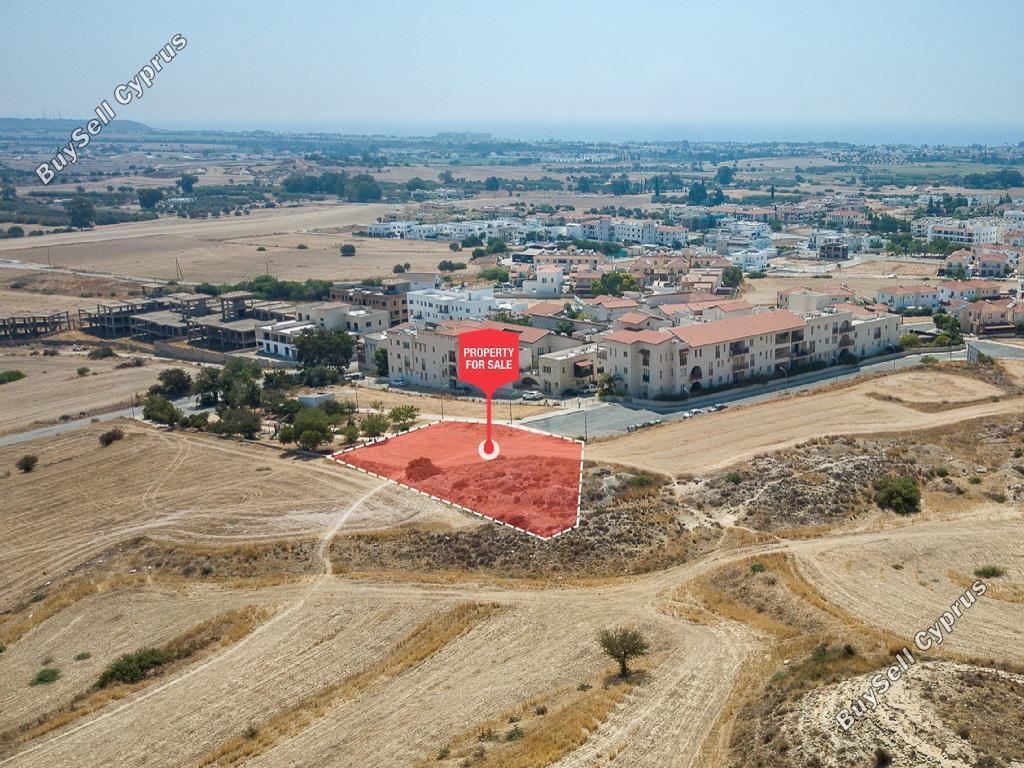 1,403 SQM Residential Plot for sale in Oroklini, Larnaca: https://www.buysellcyprus.com/property-for-sale/larnaca/oroklini/plot-for-sale-oroklini-larnaca-1800864.html (www.buysellcyprus.com)