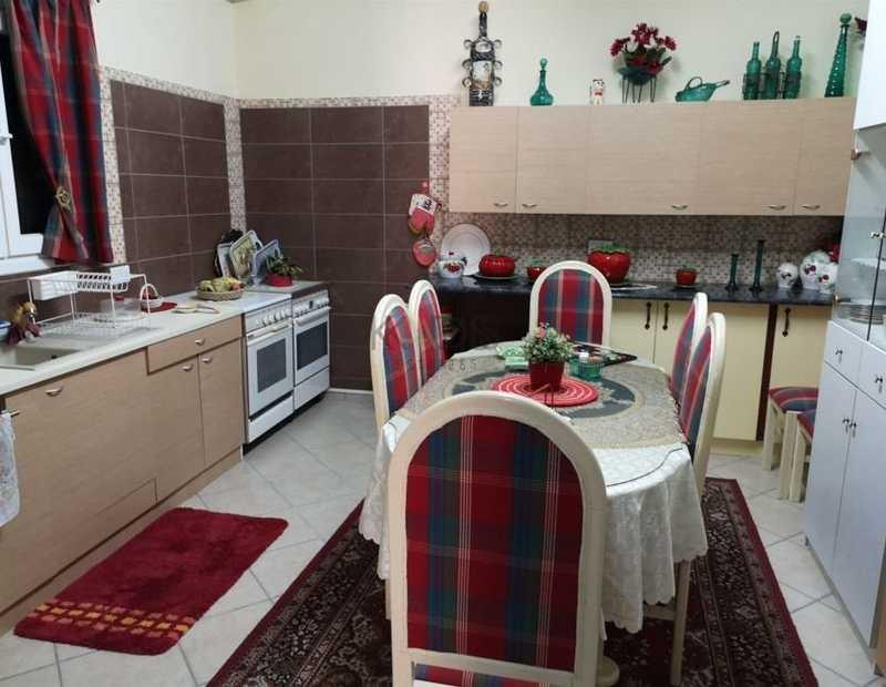 6-bedroom villa for sale: https://www.bazaraki.com/adv/5791287_6-bedroom-villa-for-sale (www.bazaraki.com)