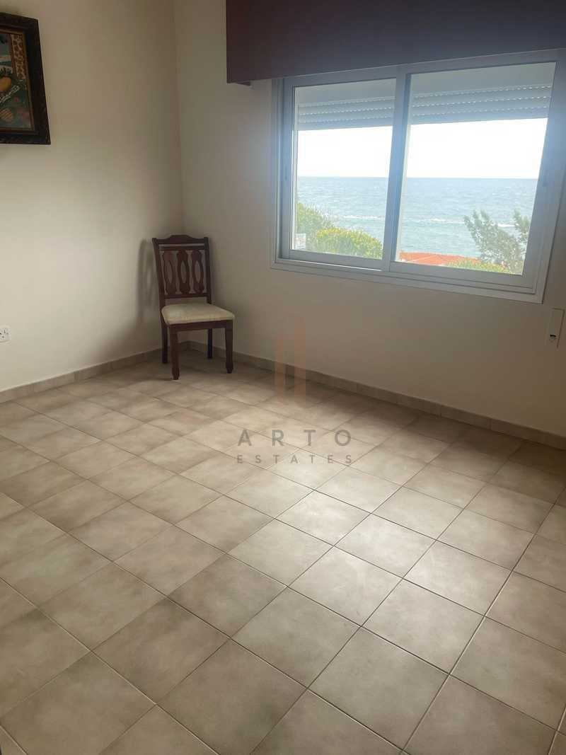  3-bedroom apartment to rent: https://www.bazaraki.com/adv/5790391_3-bedroom-apartment-to-rent (www.bazaraki.com)