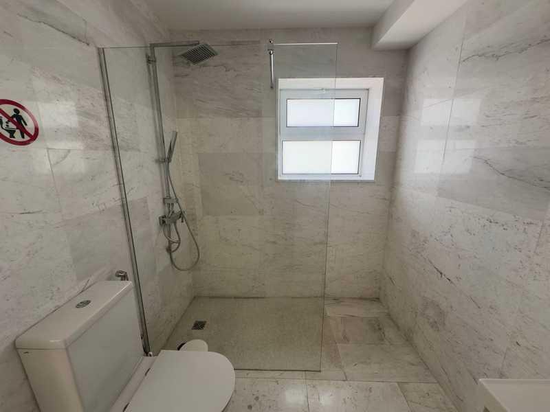 6-bedroom villa to rent: https://www.bazaraki.com/adv/5794250_6-bedroom-villa-to-rent (www.bazaraki.com)