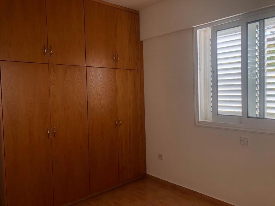 1 bed 1 bath Flat/apartment: https://www.facebook.com/marketplace/item/599567389117365 (www.facebook.com)