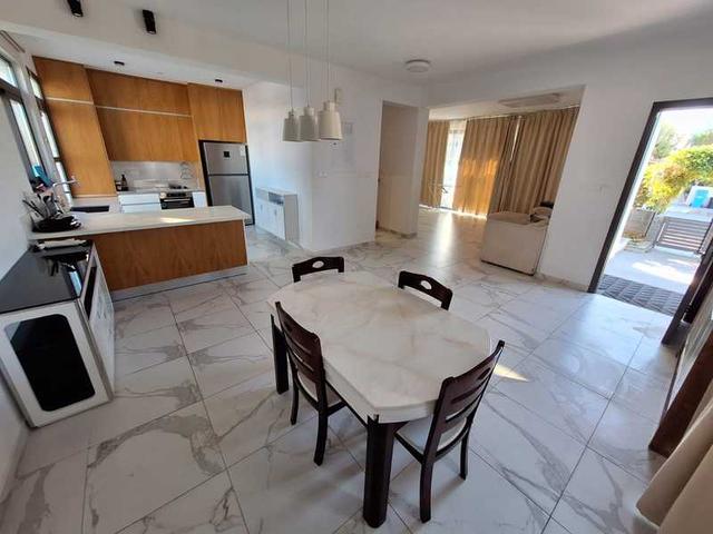 3-bedroom villa to rent: https://www.bazaraki.com/adv/5790785_3-bedroom-villa-to-rent (www.bazaraki.com)
