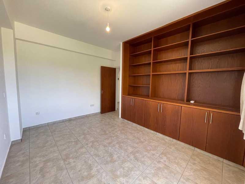 6-bedroom detached house to rent: https://www.bazaraki.com/adv/5797226_6-bedroom-detached-house-to-rent (www.bazaraki.com)
