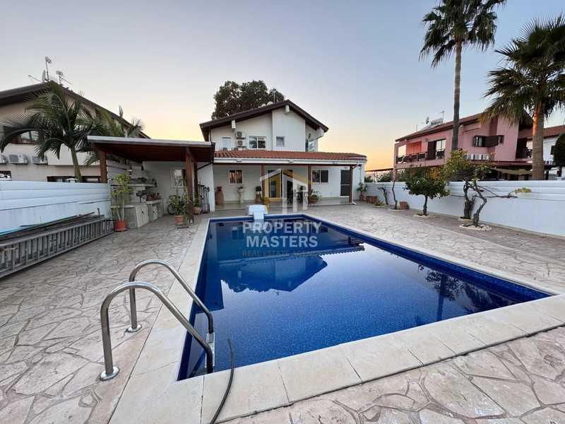3-bedroom detached house for sale: https://www.bazaraki.com/adv/5790652_3-bedroom-detached-house-for-sale (www.bazaraki.com)